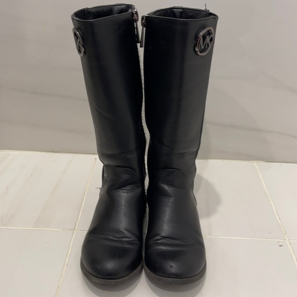 Michael Kors Girls Boots size 13 - Picture 1 of 3